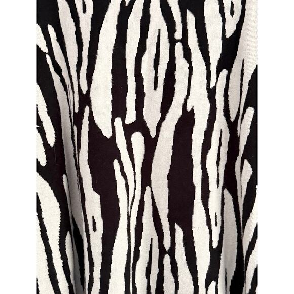 Terra & Sky 4x (28w-30w) Zebra Animal Print Sweater LS Classy - Picture 4 of 6